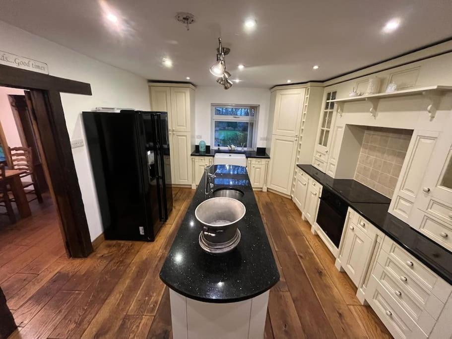 Brownhills Villa Eaton  Dış mekan fotoğraf